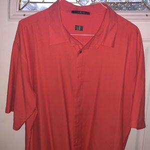 XXL Tiger Woods Short Sleeve Button Down